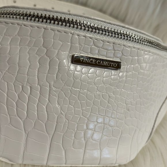Vince Camuto White Faux Snake Skin Belt Bag - Picture 3 of 9